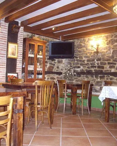 Hotel Rural La Casa Del Montero 3*