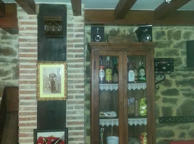 Hotel Rural La Casa Del Montero 3*